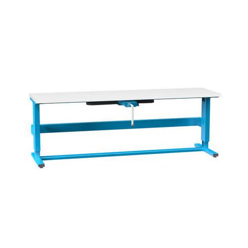 Kľukou nastaviteľné ERGO stoly, 2500 x 700 x 790 (1100) mm, LAMINO