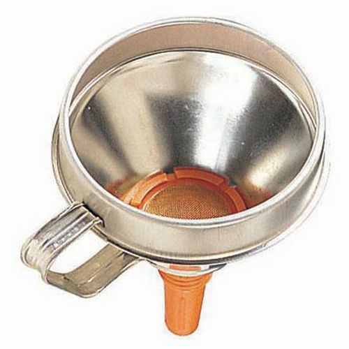 Lievik z bieleho plechu - Pressol