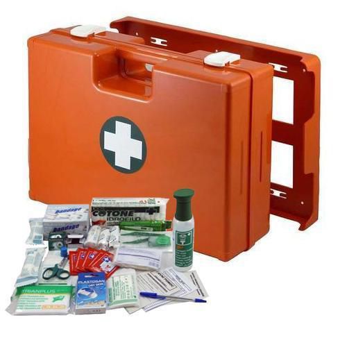Plastový kufor prvej pomoci so stenovým držiakom, 33,8 x 44,3 x 14,7 cm, s náplňou SKLAD