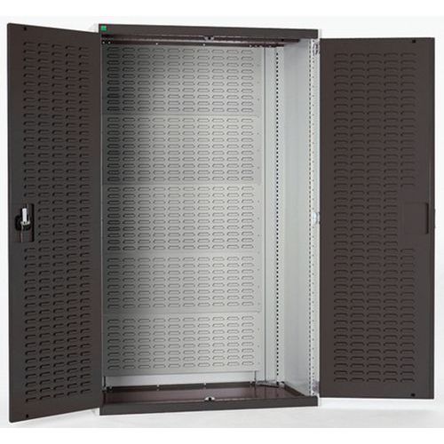 Dielenské skrine s perfo panelmi pre držiaky na boxy/boxy