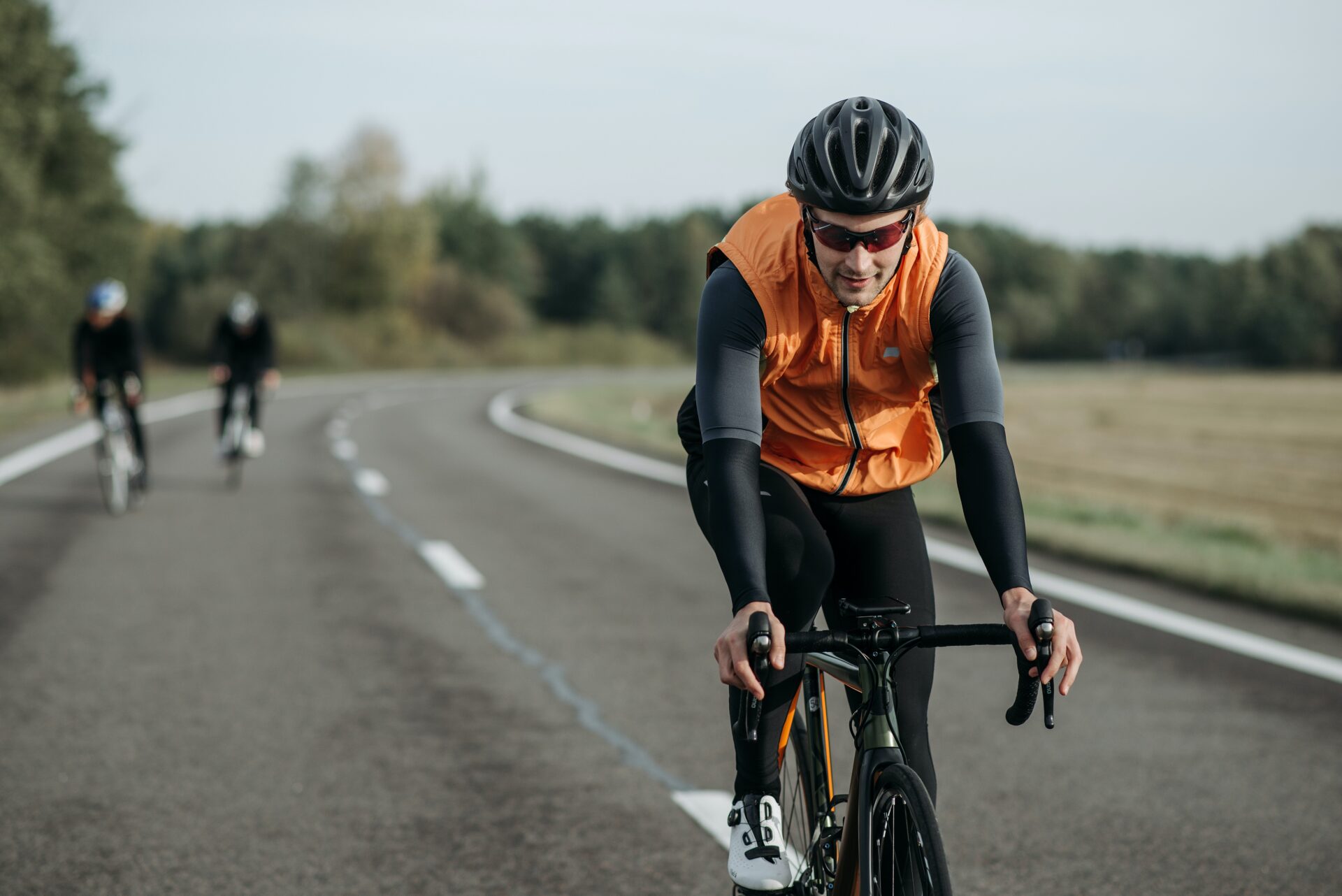 Ako podporiť kolegov, ktorí do práce jazdia na bicykli. Miesto na parkovanie je základ, poteší aj sprcha