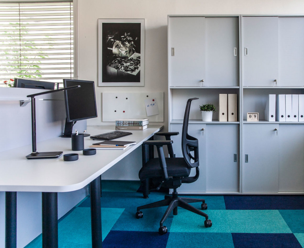 blue_room_office