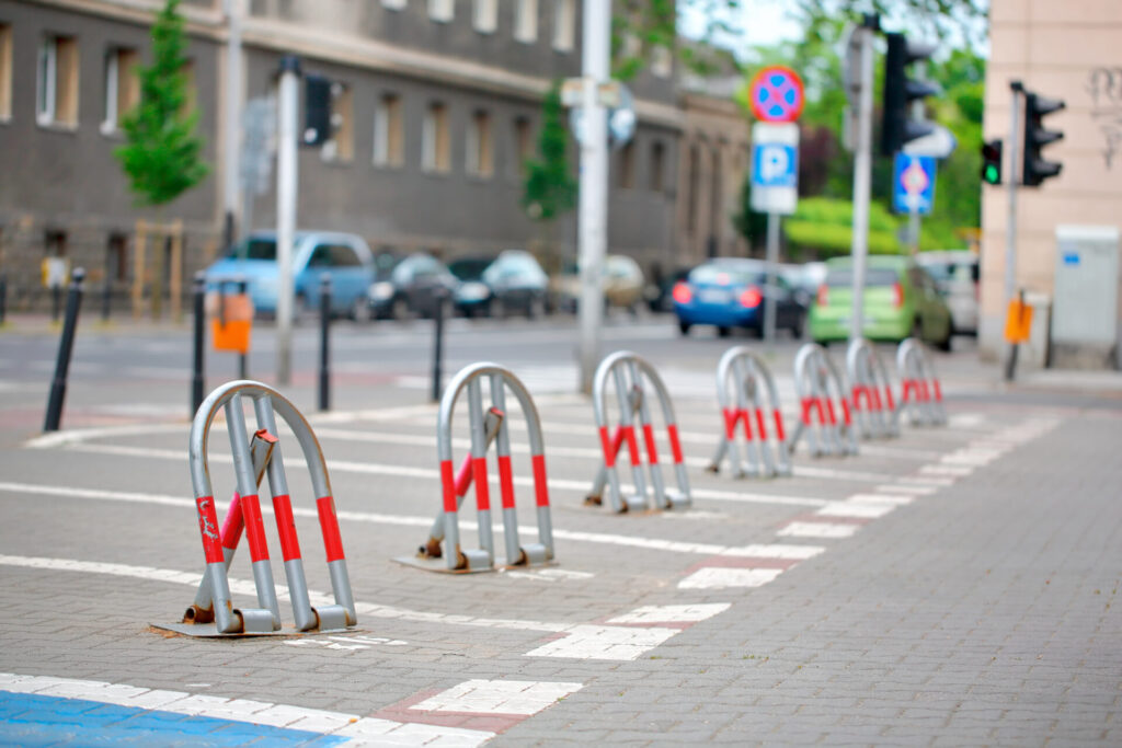 Reserved lock parking in the city