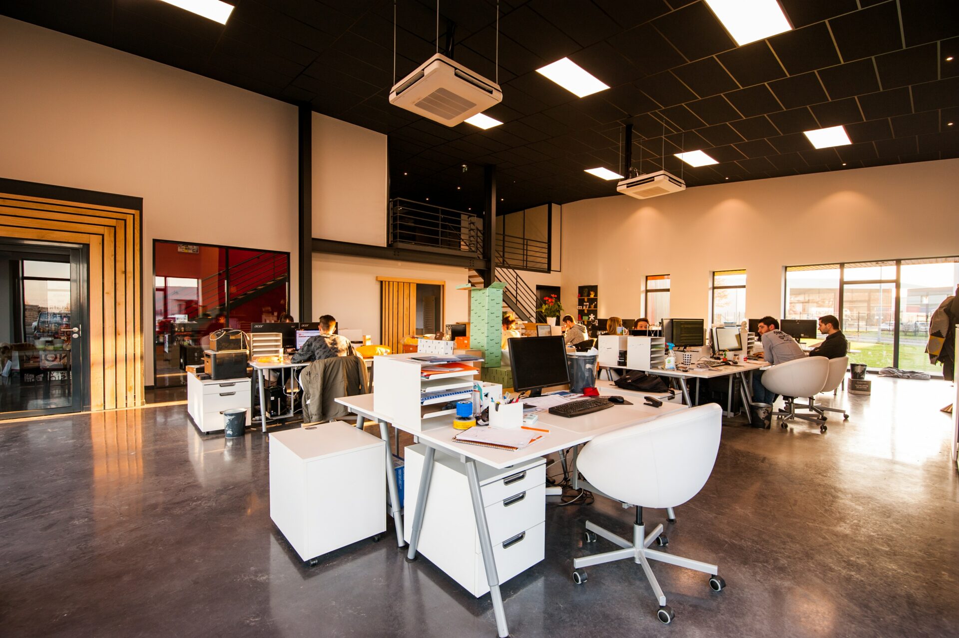 Ako zlepšiť akustiku v open-space kancelárii, aby sa kolegom dobre pracovalo